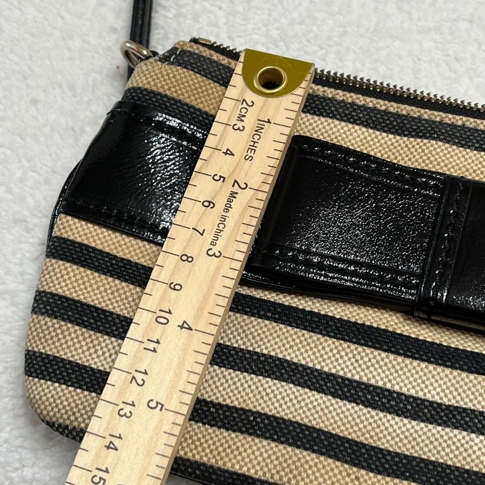 Kate Spade Villabella Ave. Celina‎ Striped Bow Wristlet Clutch Black Tan Patent